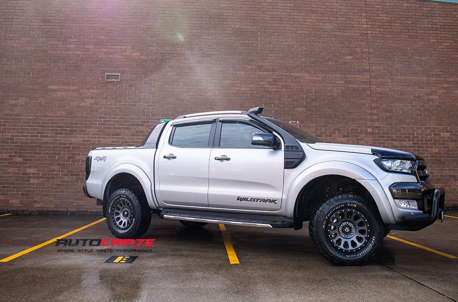 FORD-RANGER-VECTOR-MATTE-GUN-METAL